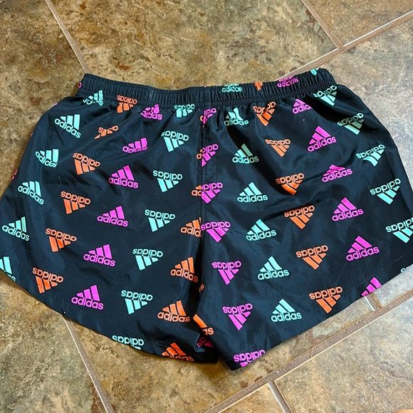 adidas shorts - Picture 2 of 4